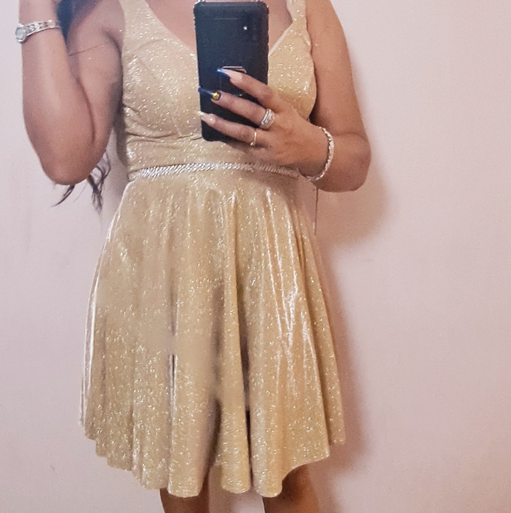 EVA USA Champagne Short Cocktail Homecoming Sparkly Dress size M